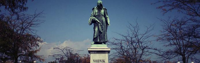 Spomenik na Vodnikovem trgu v Ljubljani; avtor: Alojzij Gangl